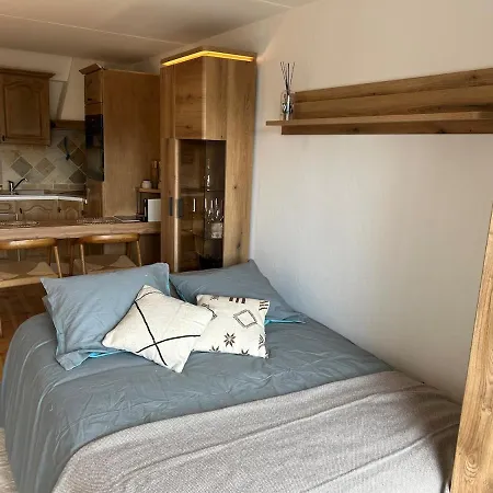 Apartamento Alpine Haven With Pool And Terrace L'etrier Access Crans-Montana